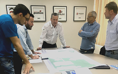Gehlen IMG Reunião engenharia e arquietura