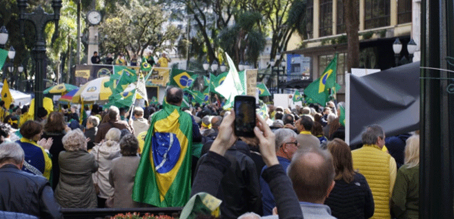 Ato-defende-Bolsonaro